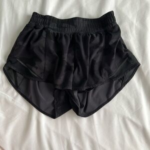 Black camo 2.5” inch hotty hot shorts.